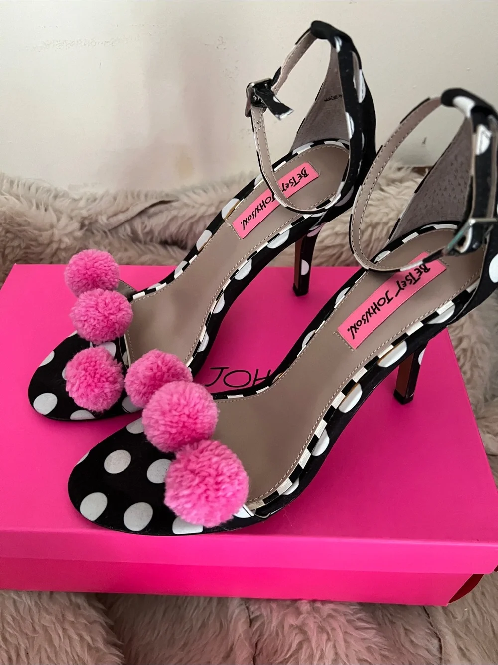BETSEY JOHNSON Polka Dot High Heel Sandals with Pink Pom Poms - Picture 2 of 6